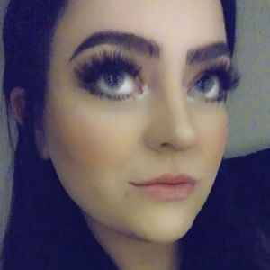 Meet your Posher, Kristi mika